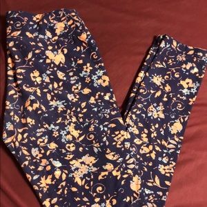 Lularoe one size leggings